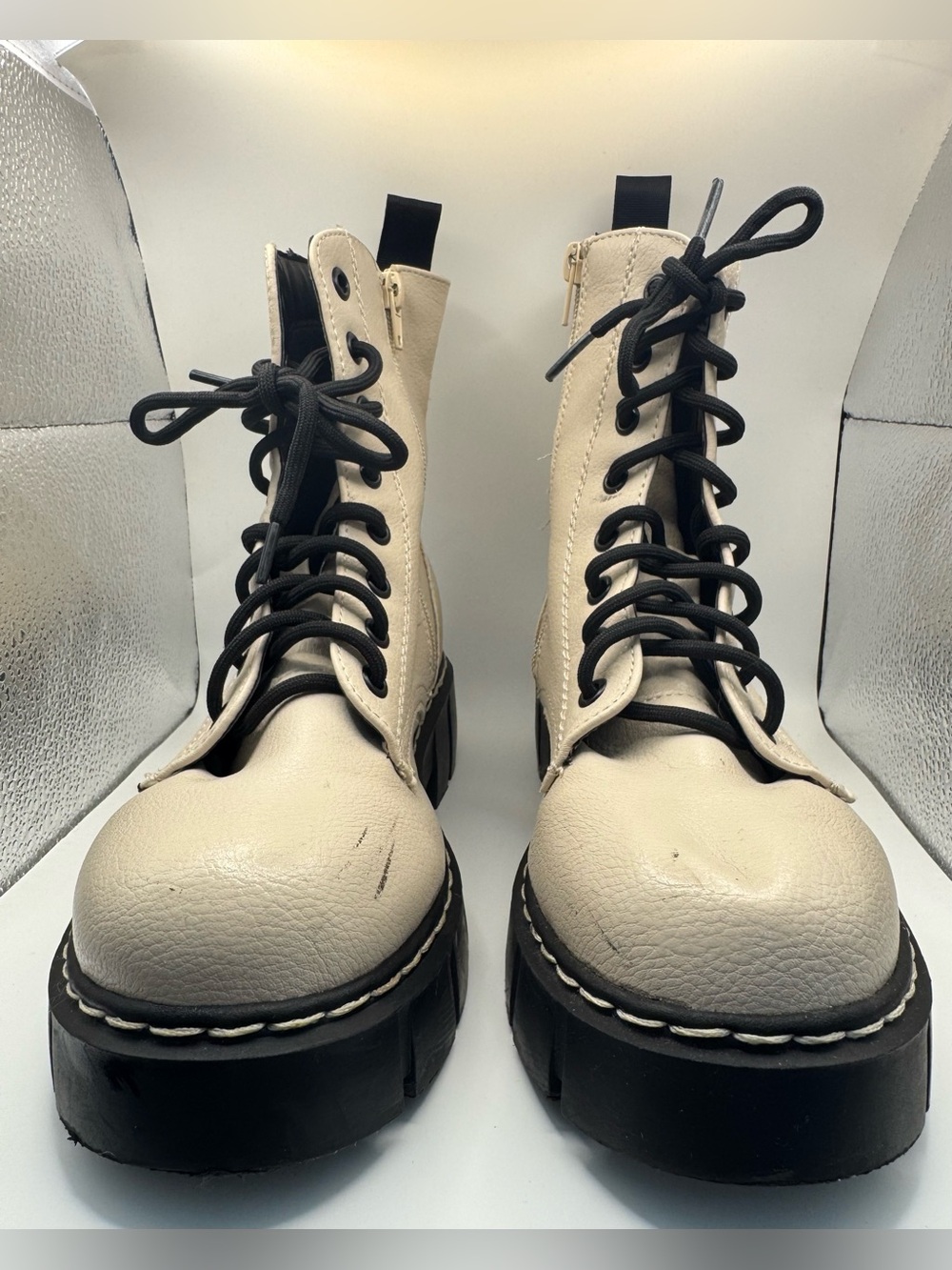 UNIONBAY Lester Cream Platform Combat Boots Size 6.5M